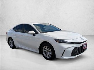 Used 2025 Toyota Camry LE w/ Convenience Package video 3