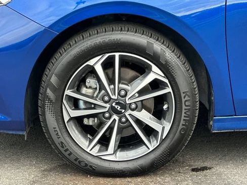 Used 2024 Kia Forte LXS FWD image 27