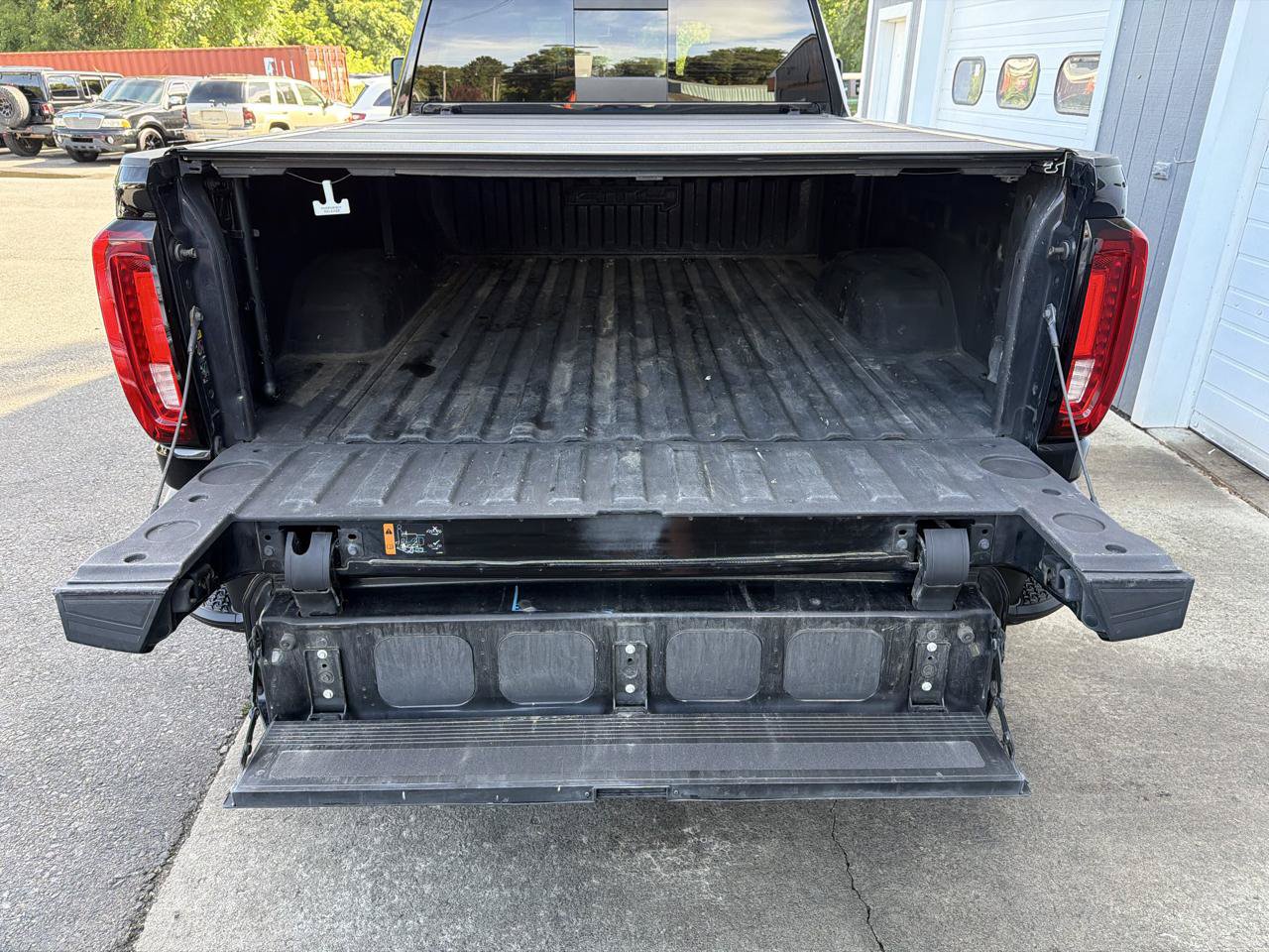 Used 2023 GMC Sierra 2500 AT4 w/ AT4 Premium Plus Package AWD/4WD image 26