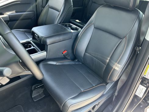 Used 2025 Ford F250 Lariat AWD/4WD image 18