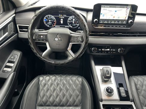 Used 2024 Mitsubishi Outlander SEL image 15