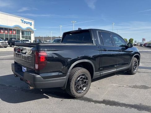 Used 2025 Honda Ridgeline Sport+ image 3