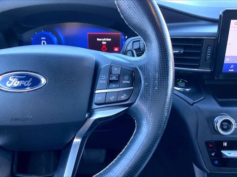 Used 2020 Ford Explorer ST image 24