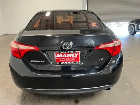Used 2018 Toyota Corolla LE FWD image 4