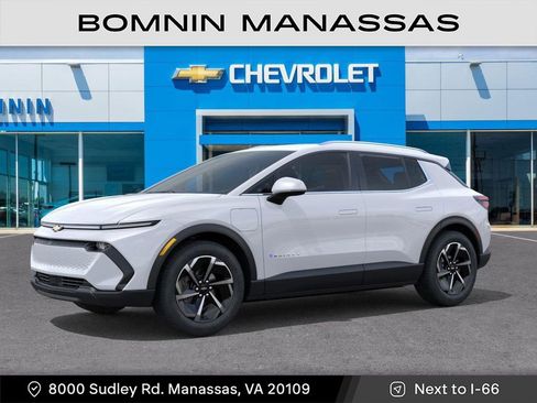 New 2026 Chevrolet Equinox EV LT image 2