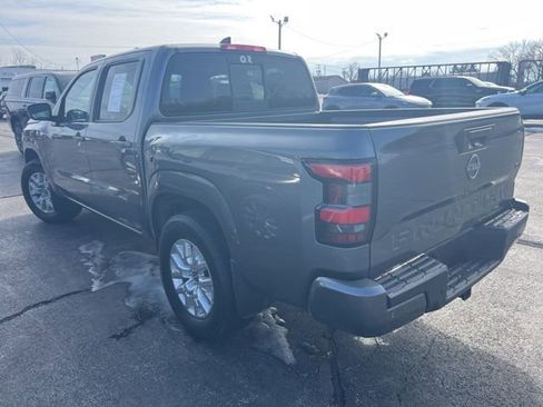 Used 2022 Nissan Frontier SV image 6