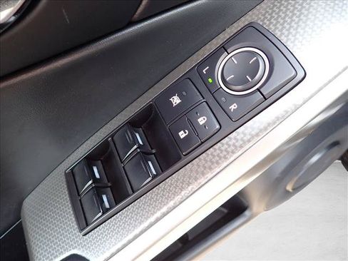 Used 2016 Lexus IS 300 AWD image 11