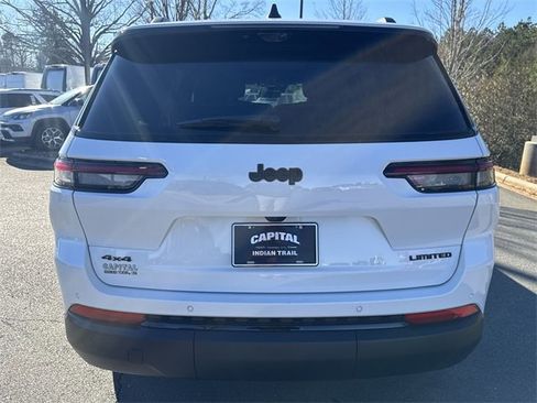 New 2025 Jeep Grand Cherokee L Limited image 12