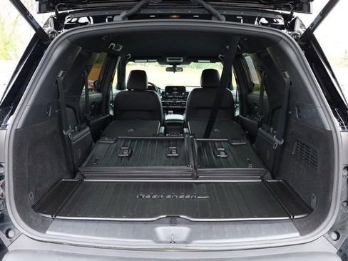 Certified 2025 Nissan Pathfinder Rock Creek AWD/4WD image 9