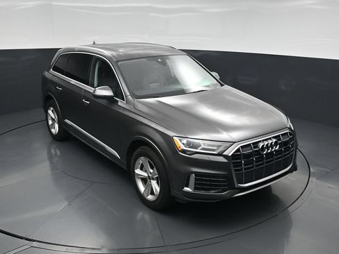 Used 2024 Audi Q7 2.0T Premium AWD/4WD image 36