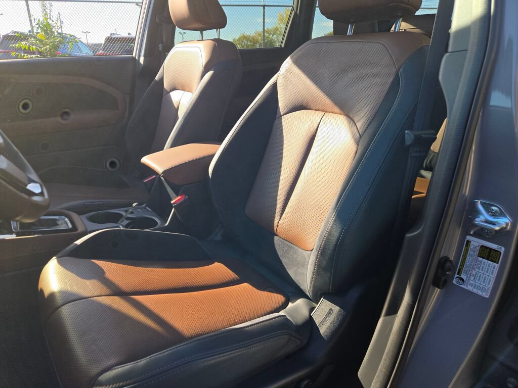 Certified 2025 Subaru Forester Touring AWD/4WD image 28
