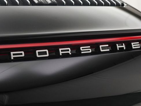 Used 2022 Porsche 911 Targa 4S image 22