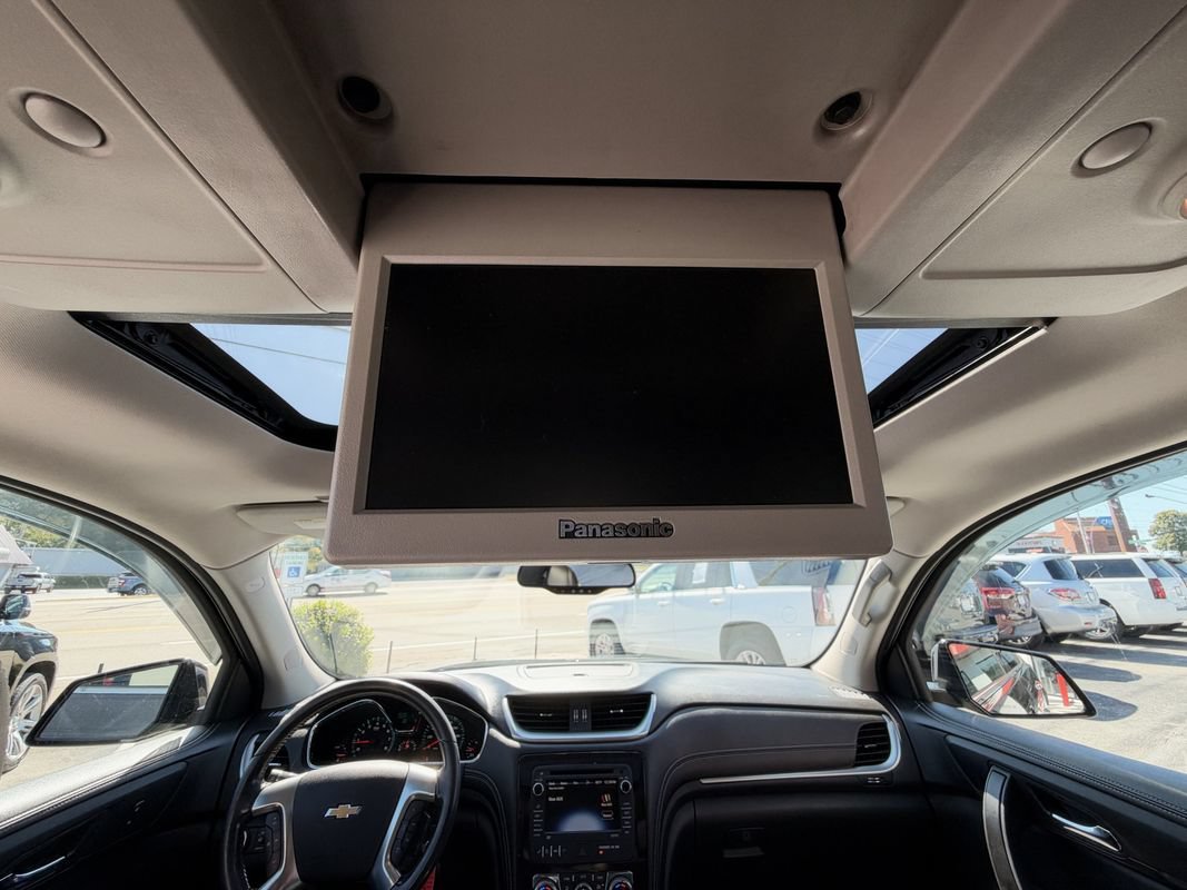 Used 2015 Chevrolet Traverse LT FWD image 25