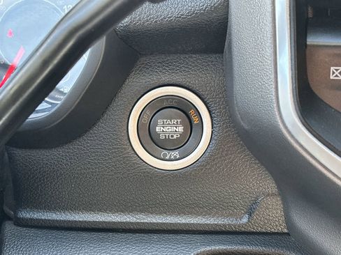 Used 2024 RAM 2500 Big Horn image 27