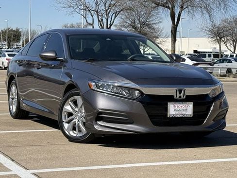 Used 2019 Honda Accord LX image 2