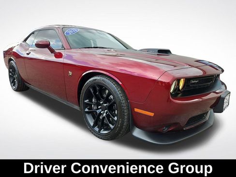 Used 2022 Dodge Challenger R/T Scat Pack w/ Shaker Package RWD image 8