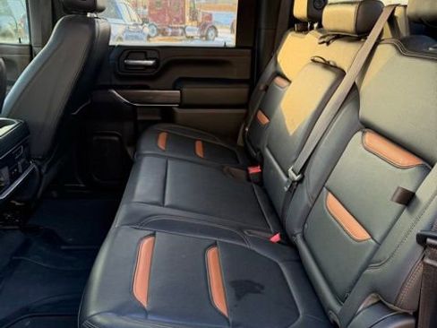 Used 2021 GMC Sierra 2500 AT4 w/ AT4 Premium Plus Package image 16