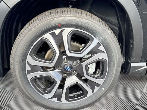 New 2025 Subaru Ascent Touring image 32