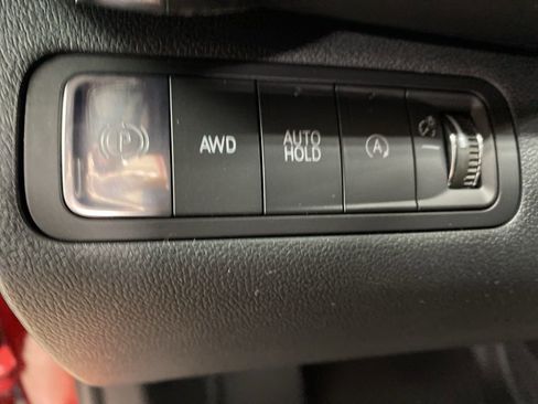 New 2026 Chevrolet Equinox LT w/ Convenience Package II image 11