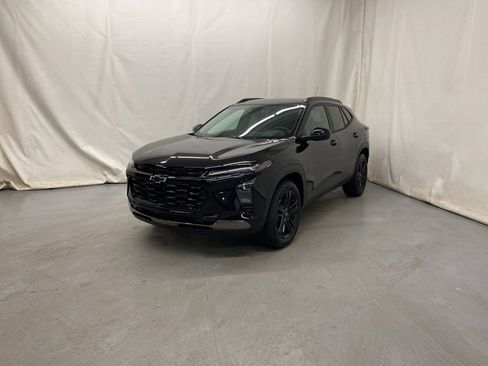 New 2026 Chevrolet Trax ACTIV w/ Driver Confidence Package FWD image 2