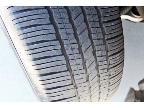 Certified 2025 Nissan Rogue SV image 32