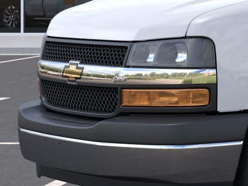 New 2025 Chevrolet Express 2500 w/ Driver Convenience Package RWD image 13