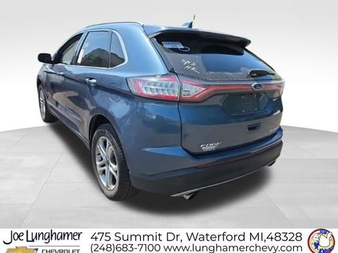 Used 2018 Ford Edge Titanium w/ Technology Package AWD/4WD image 4
