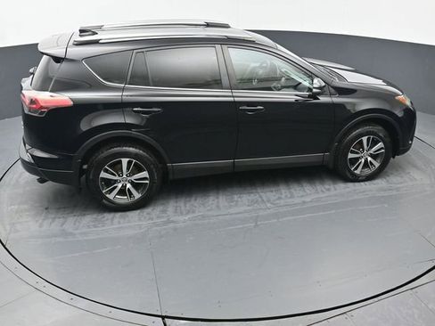 Used 2017 Toyota RAV4 XLE image 42