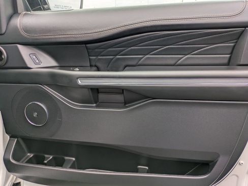 Certified 2021 Ford Expedition Max Platinum image 50