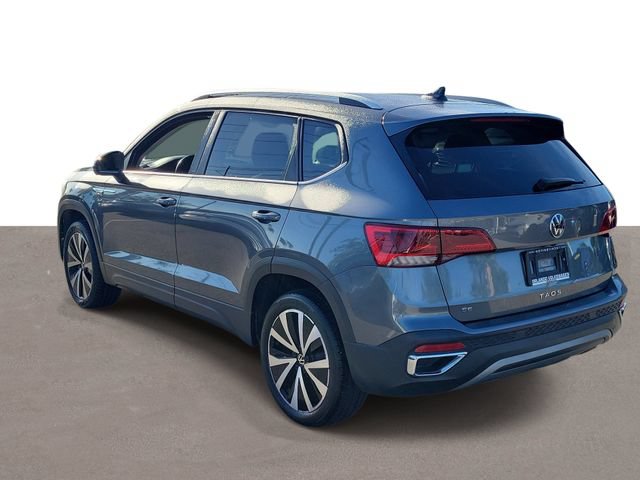Certified 2024 Volkswagen Taos SE FWD image 3