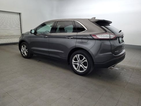 Used 2018 Ford Edge Titanium w/ Technology Package AWD/4WD image 3