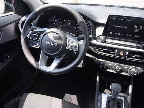 Used 2023 Kia Forte LXS FWD image 22