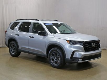 Certified 2025 Honda Pilot TrailSport