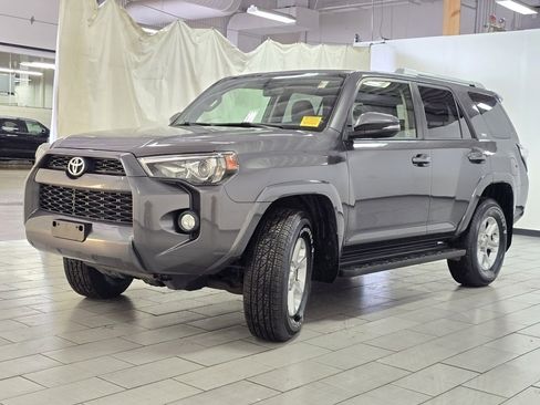 Used 2015 Toyota 4Runner SR5 Premium image 11