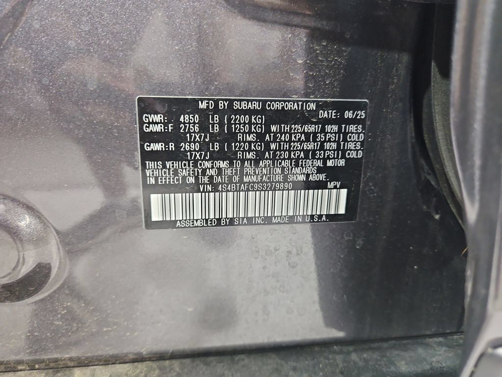 Used 2025 Subaru Outback Premium AWD/4WD image 32