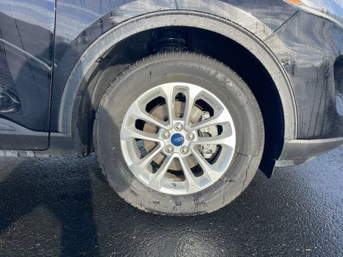 Used 2020 Ford Escape SE image 10