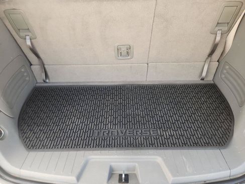 Used 2015 Chevrolet Traverse LS FWD image 23