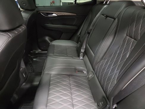 Used 2023 Buick Envision Avenir image 14