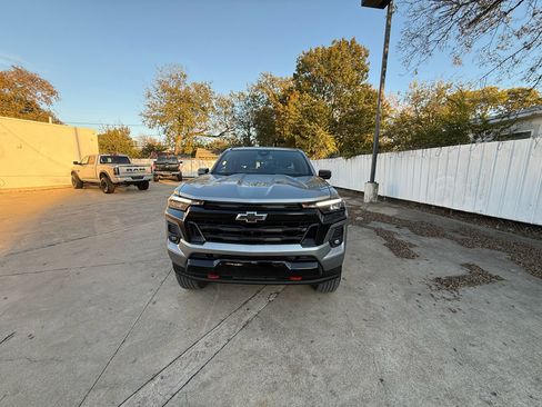 Used 2023 Chevrolet Colorado Z71 w/ Z71 Convenience Package 2 image 2