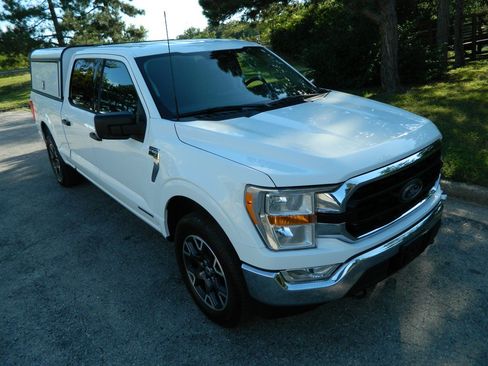 Used 2021 Ford F150 XLT w/ Equipment Group 301A Mid AWD/4WD image 3