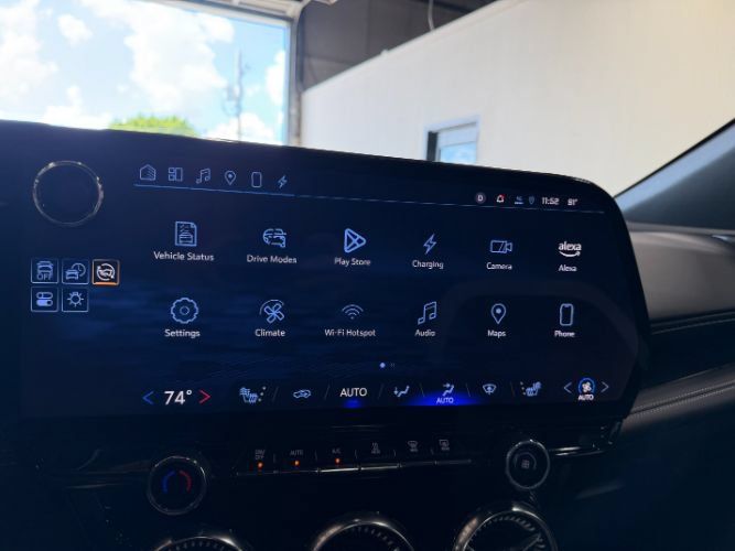 Used 2024 Chevrolet Blazer EV LT AWD/4WD image 16