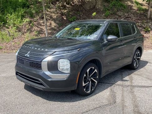 Used 2022 Mitsubishi Outlander ES AWD/4WD image 4