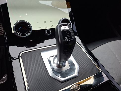 Used 2022 Land Rover Range Rover Evoque R-Dynamic S image 15