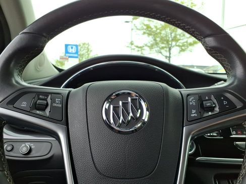Used 2022 Buick Encore Preferred w/ Safety Package AWD/4WD image 26