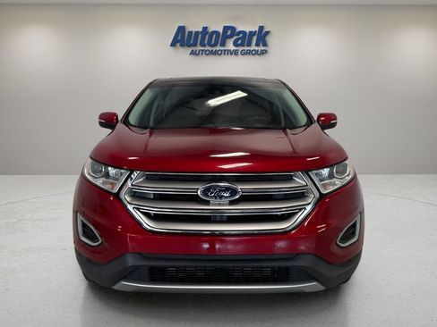 Used 2017 Ford Edge Titanium w/ Equipment Group 302A FWD image 2