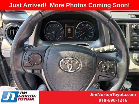 Used 2018 Toyota RAV4 XLE w/ Plus Extra Value Package FWD image 13