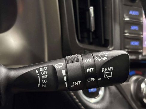 Used 2015 Toyota RAV4 Limited AWD/4WD image 31