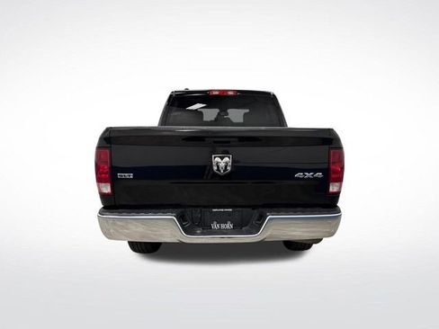 Used 2022 RAM 1500 Classic SLT image 11