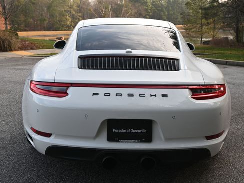 Certified 2018 Porsche 911 Carrera 4S image 8
