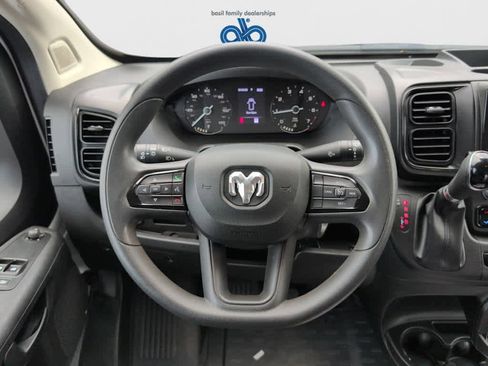 Used 2023 RAM ProMaster 2500 image 34
